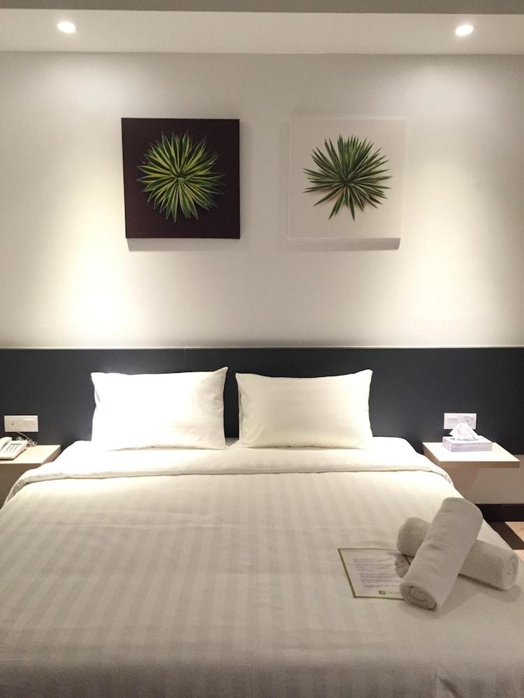 Fuller Hotel Kulim Extérieur photo