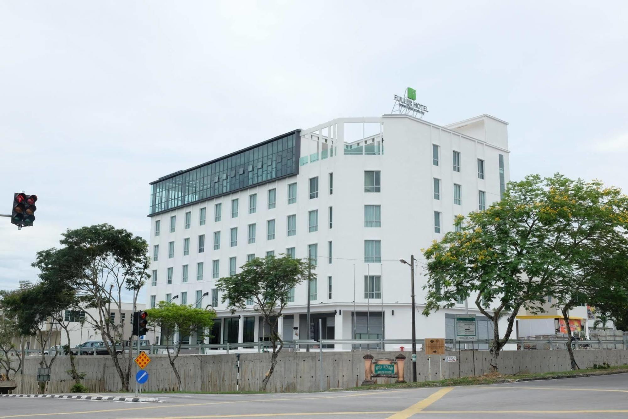 Fuller Hotel Kulim Extérieur photo