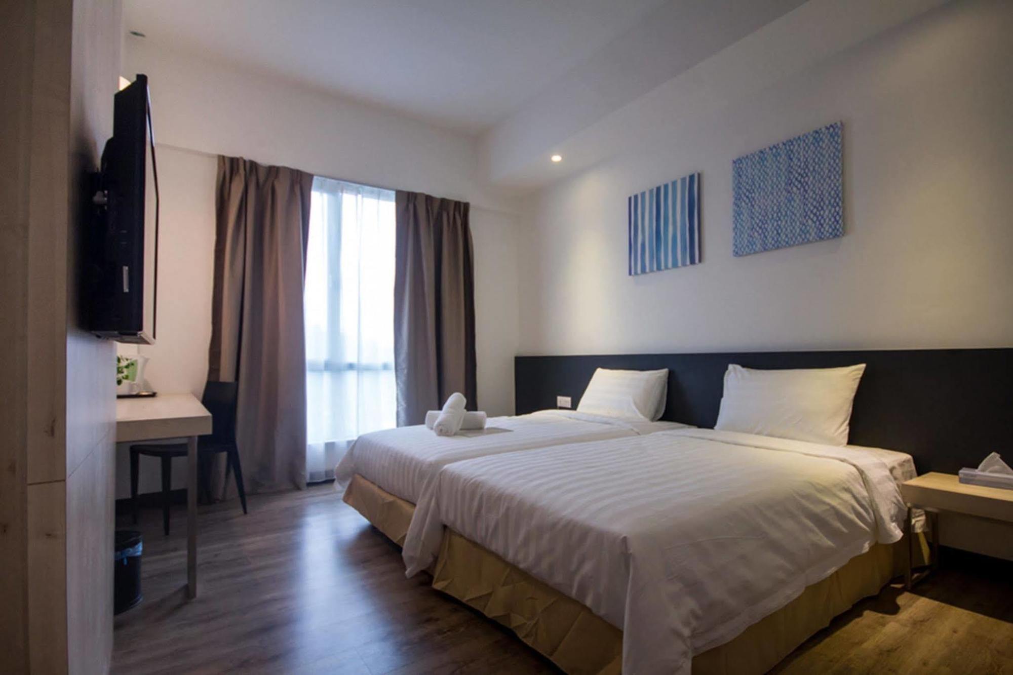 Fuller Hotel Kulim Extérieur photo